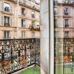 https://23-charming-3bdr-parisian-apartment-in-montorgueil.fr-paris.fr